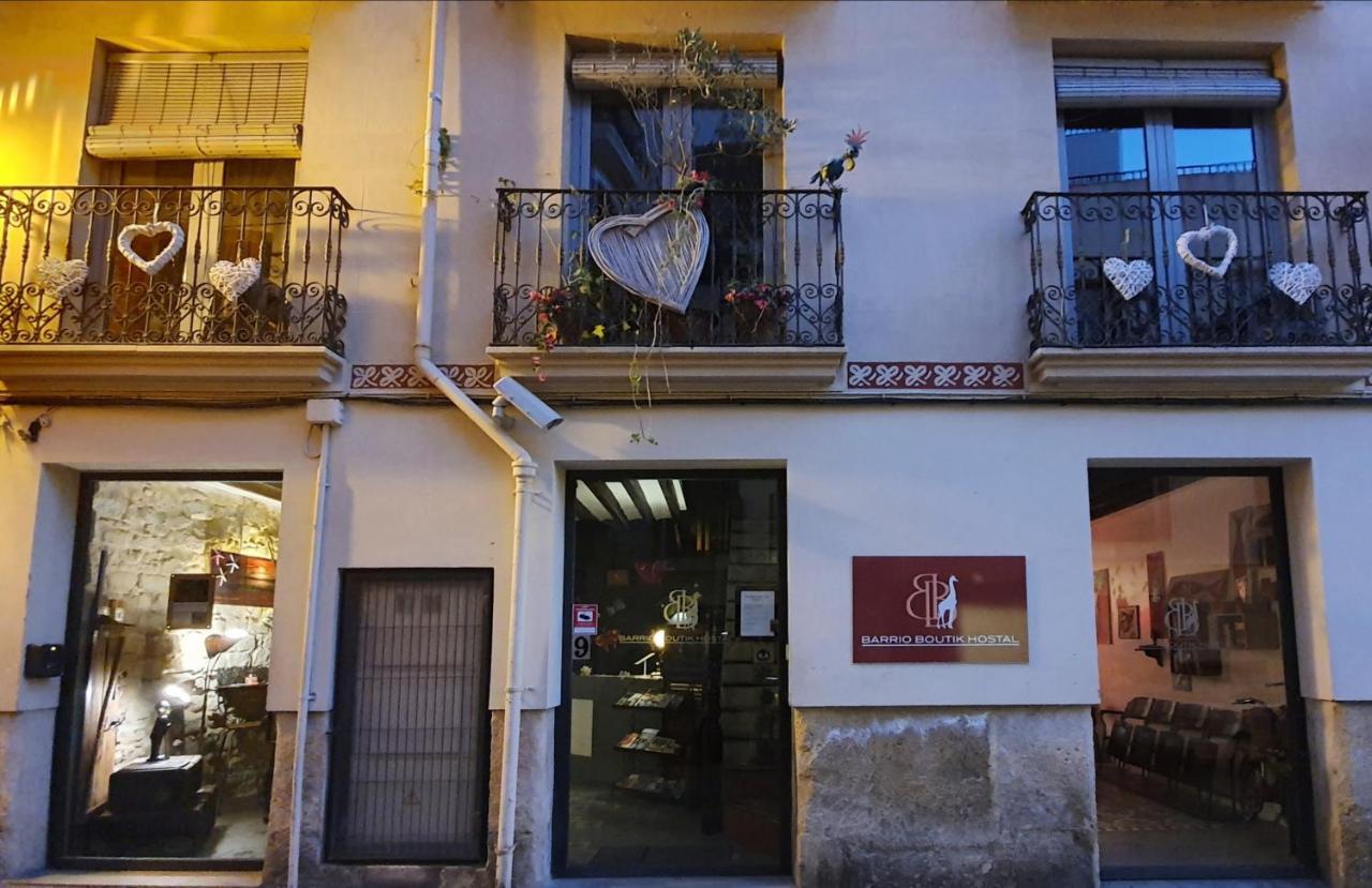 Barrio Boutik Hostal Long Stays لقنت المظهر الخارجي الصورة