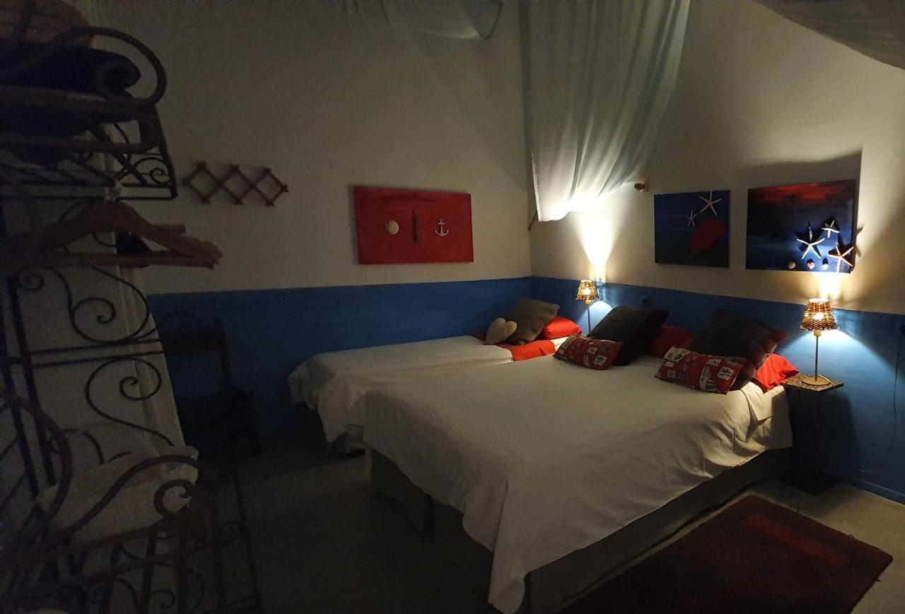 Barrio Boutik Hostal Long Stays لقنت المظهر الخارجي الصورة